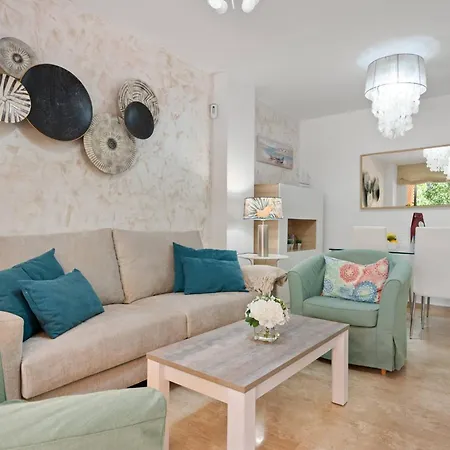 3316 Casa Jacaranda